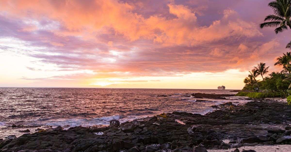 Hilo vs. Kona: Big Island Destinations Compared