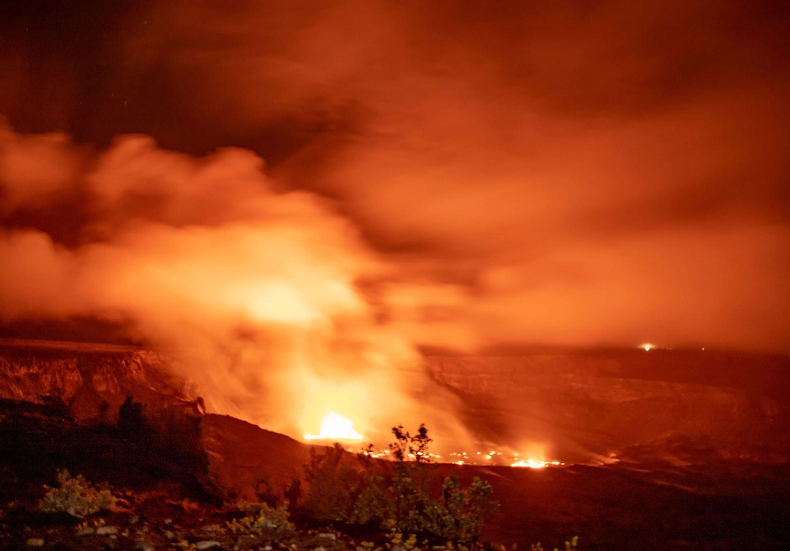 Night eruption of Kilauea on a Hilo volcano tours.