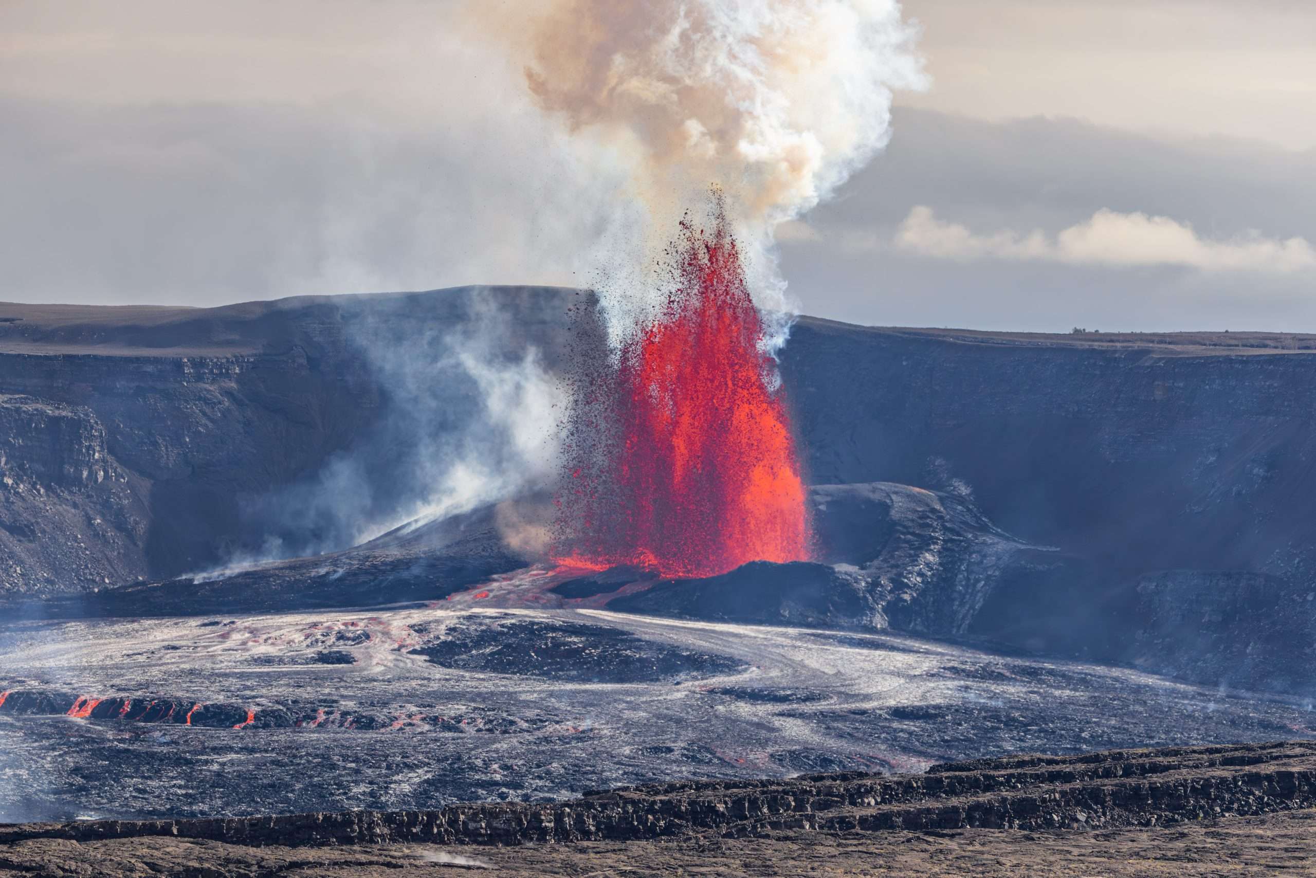 Big Island volcano tour guests got to see Kilauea volcano erupting in Hawaii Volcanoes National Park.