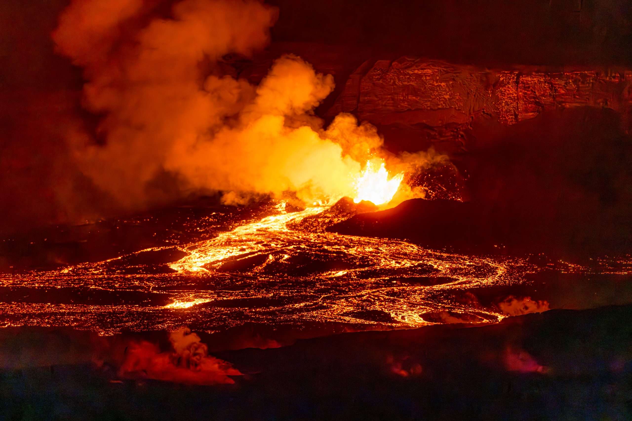 Night lava photography at Hawaii Volcanoes National Park.